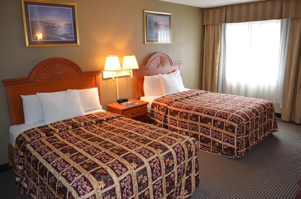 Comfort Inn Downtown Detroit Bagian luar foto