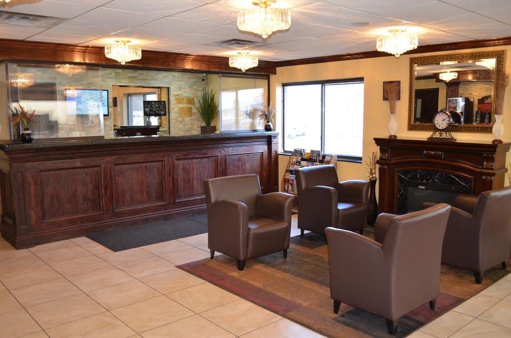 Comfort Inn Downtown Detroit Bagian luar foto
