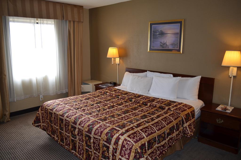 Comfort Inn Downtown Detroit Bagian luar foto